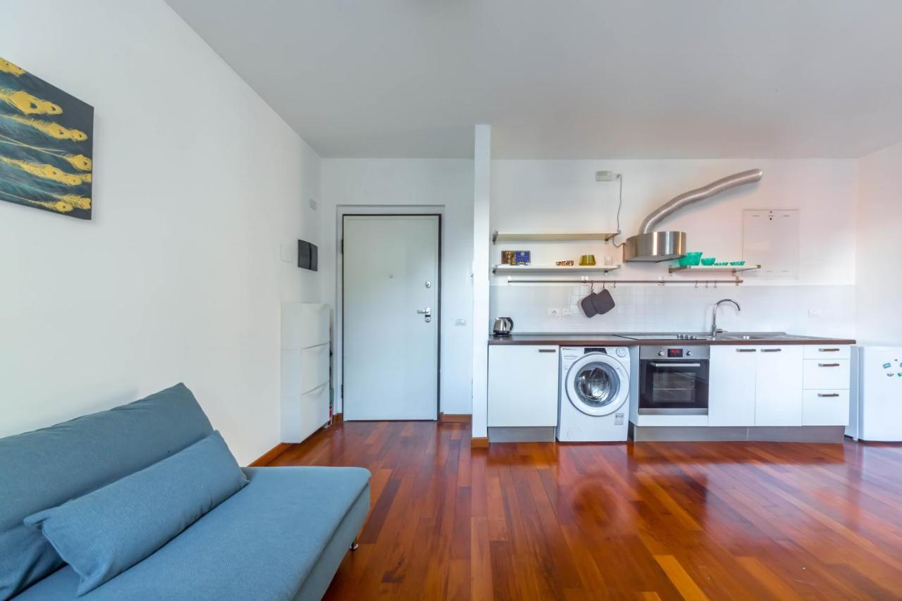 Cozy Flat 500M From Affori Fn! Apartman Milánó Kültér fotó