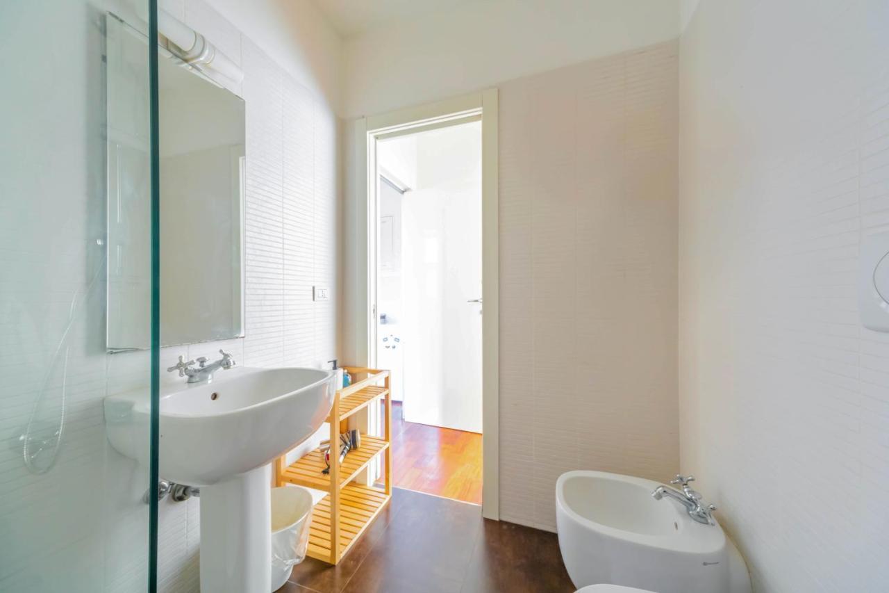 Cozy Flat 500M From Affori Fn! Apartman Milánó Kültér fotó
